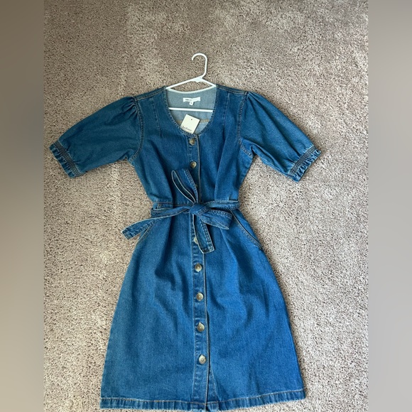 bohme Dresses & Skirts - Denim Dress🩵🦋